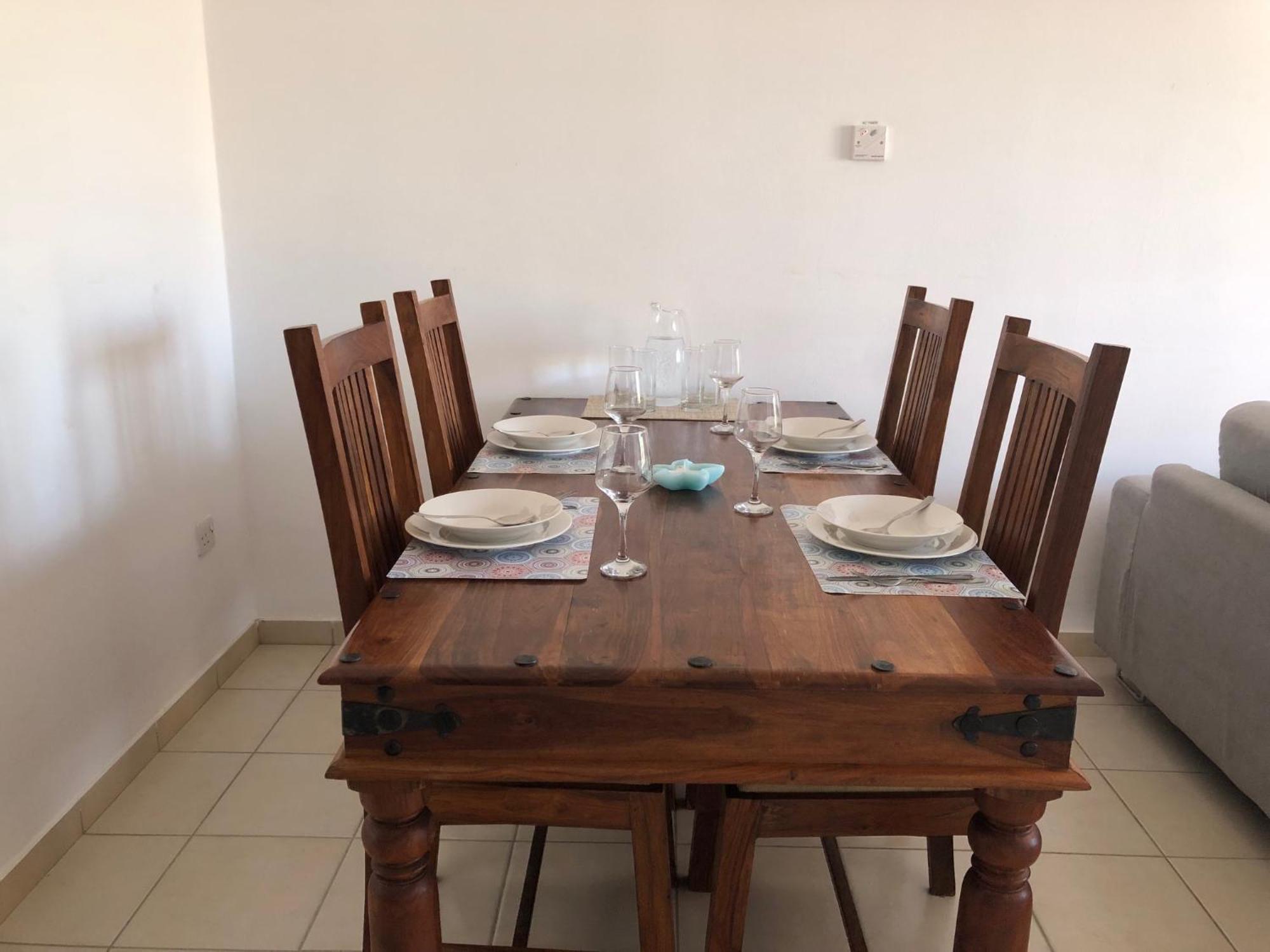 Kings Palace - Stylish 2 Bed With Sea Views Пафос
