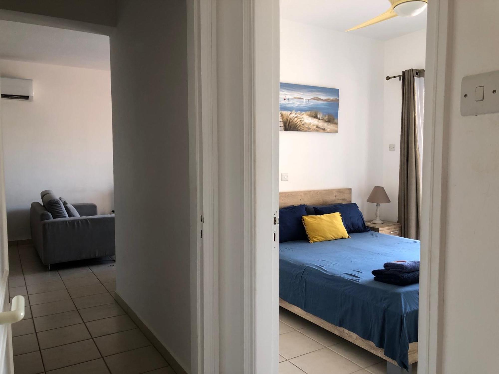 Kings Palace - Stylish 2 Bed With Sea Views Апартаменты *
